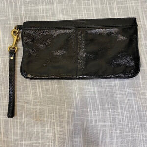 Coach F13269 Black Crinkled Patent Leather Wristlet Purse 10x5 Detachable Handle